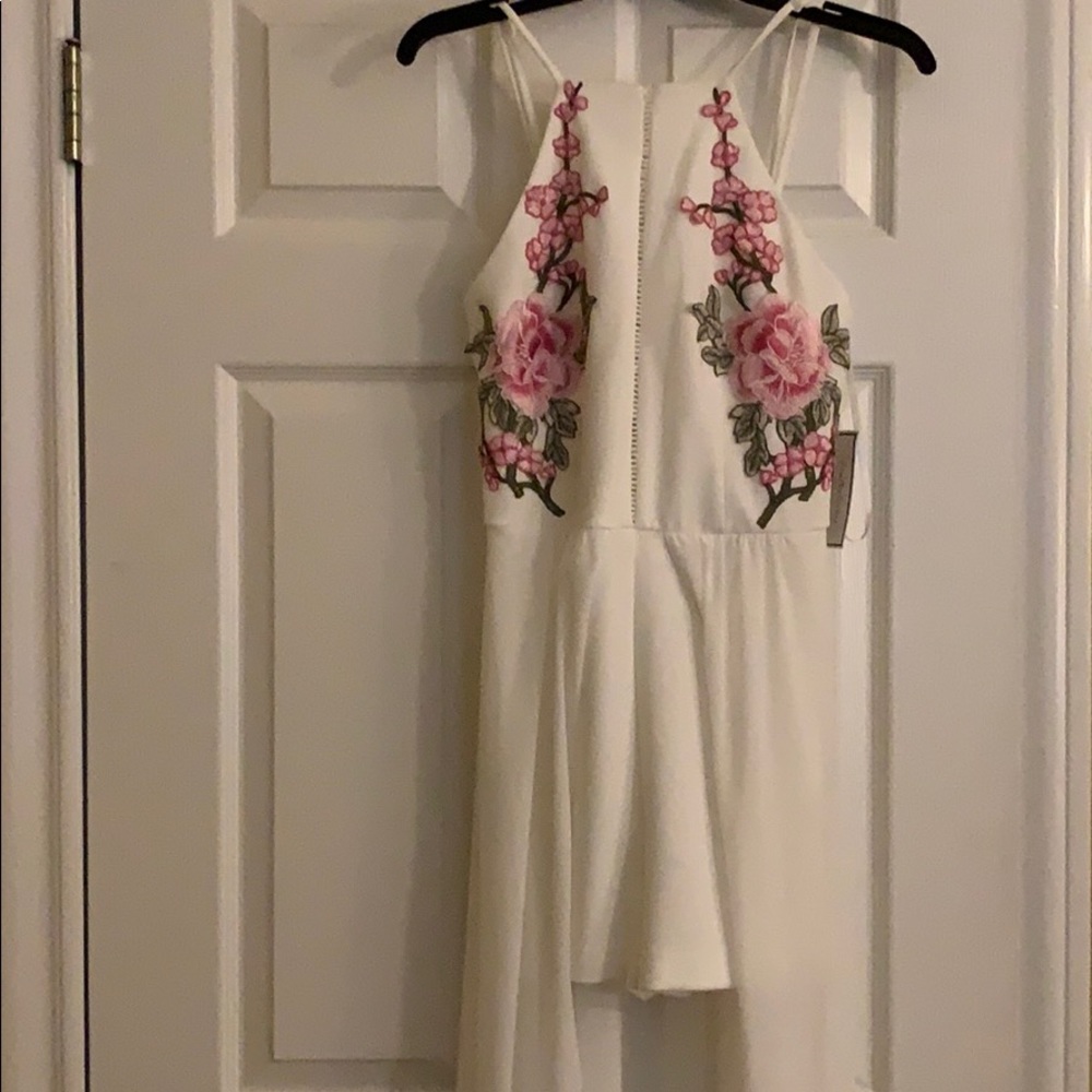 New, never worn with tags summer outfit
